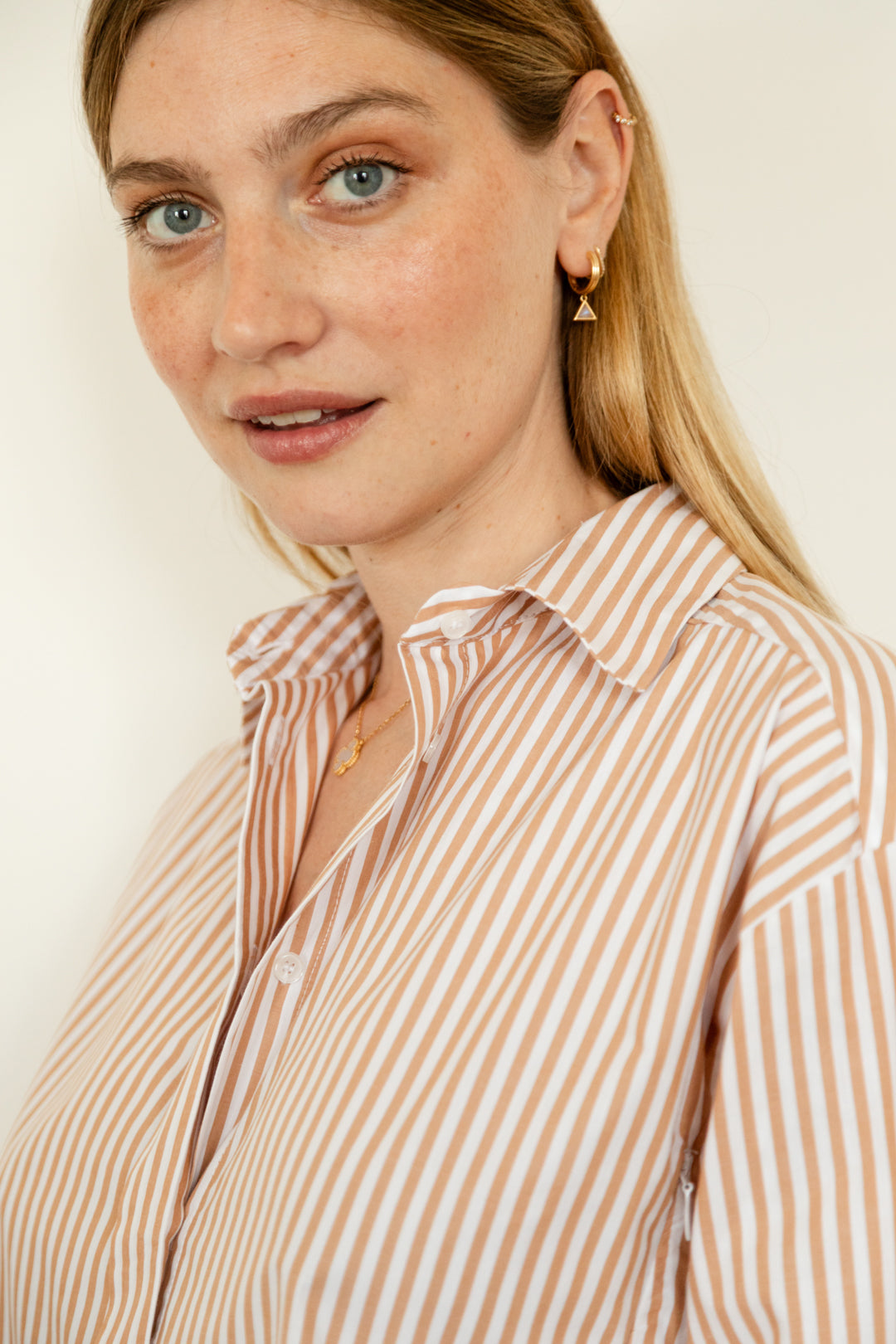 LA CHEMISE D'ALLAITEMENT ROMY