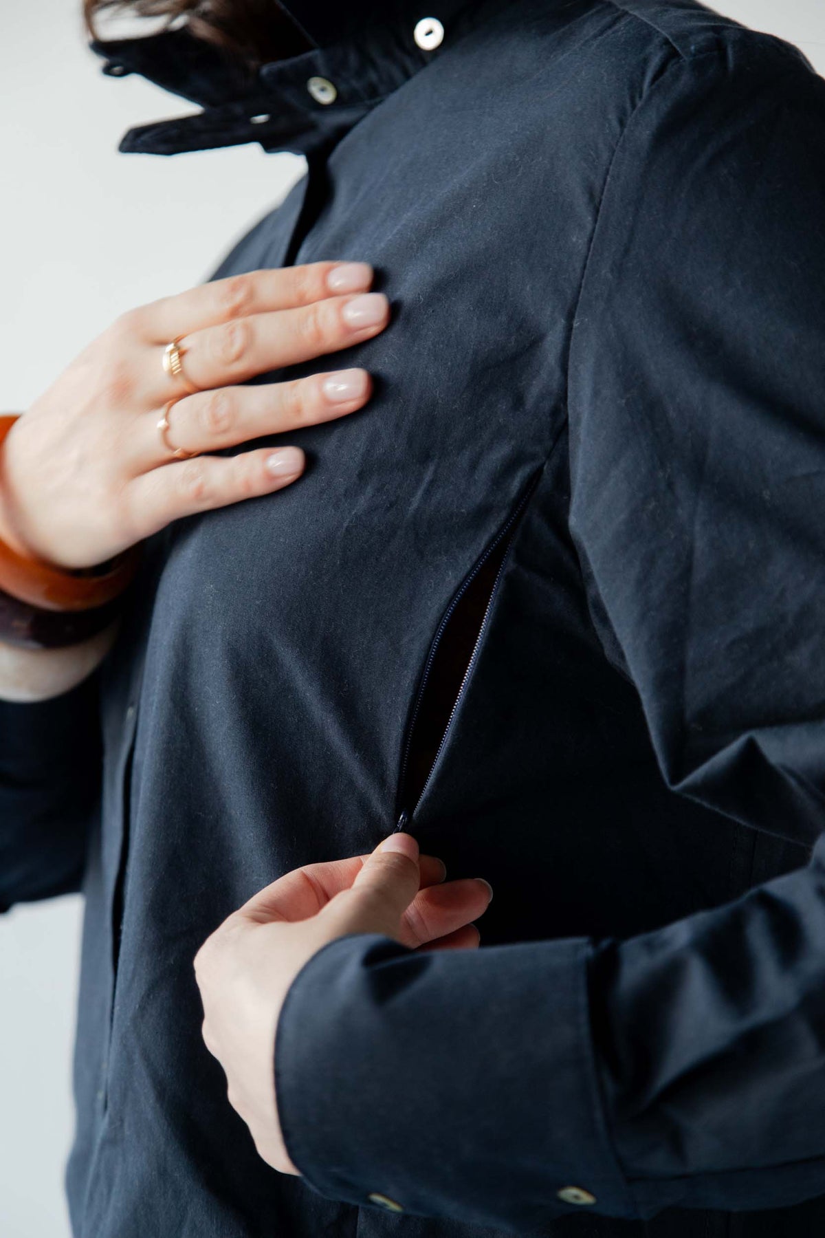 L'ENSEMBLE MARINE, chemise et pantalon