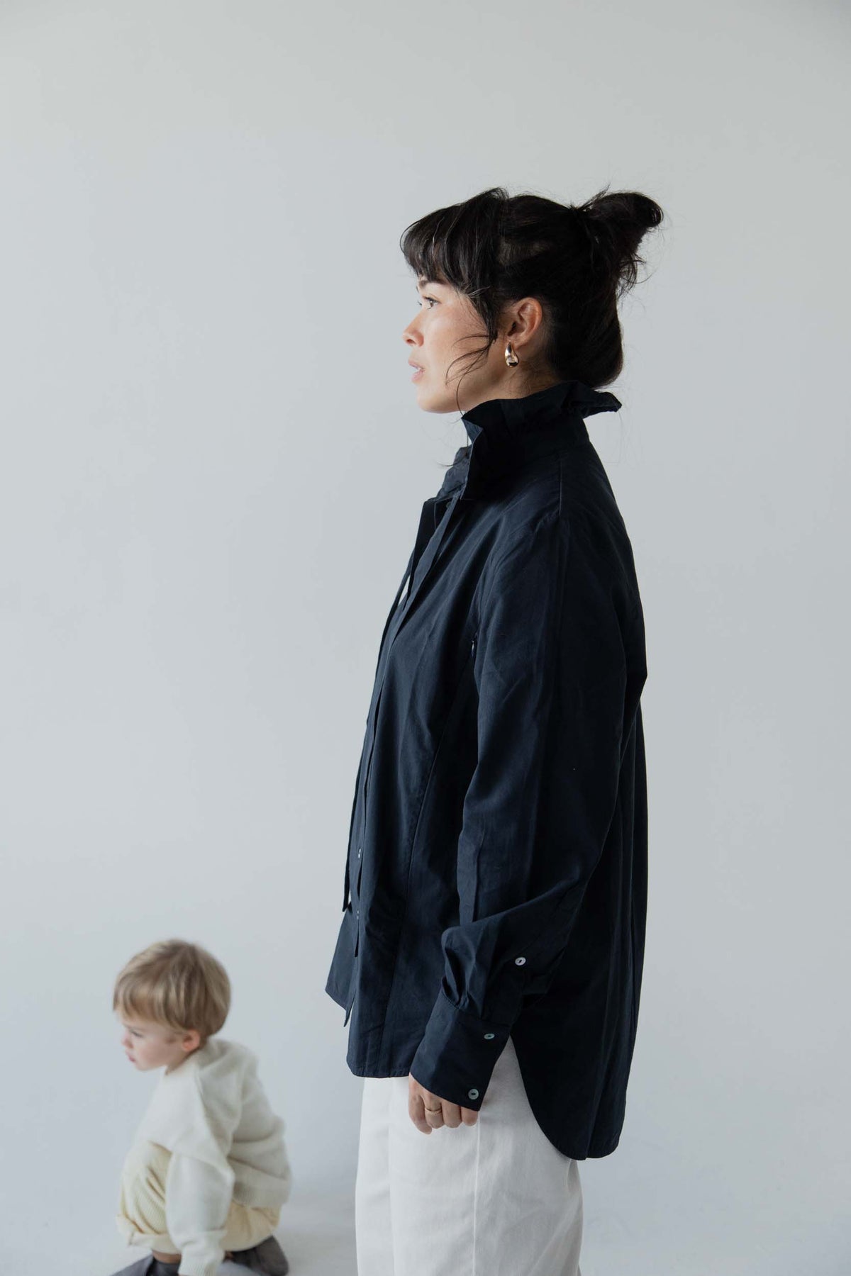 L'ENSEMBLE MARINE, chemise et pantalon